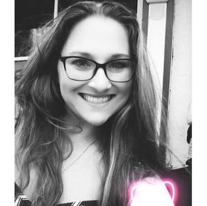 Meet your Posher, Angie